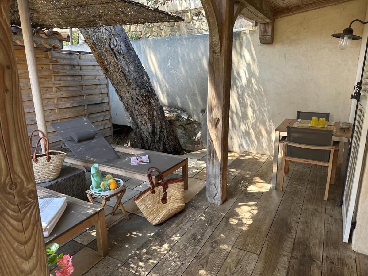 Le Clos Des Sept Palmiers Cavalaire-sur-Mer Kültér fotó